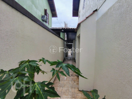 Image 23 - 954242