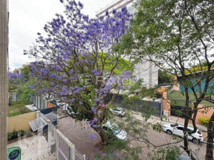 Image 28 - 954402