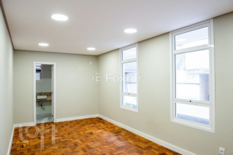 Image 35 - 954676