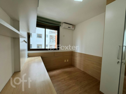 Image 7 - 954714