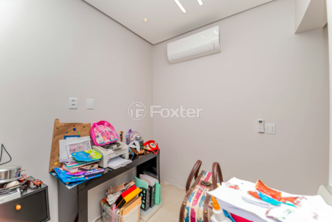 Image 37 - 955452