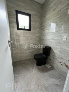 Image 31 - 955915