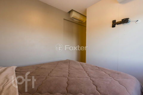 Image 33 - 955944