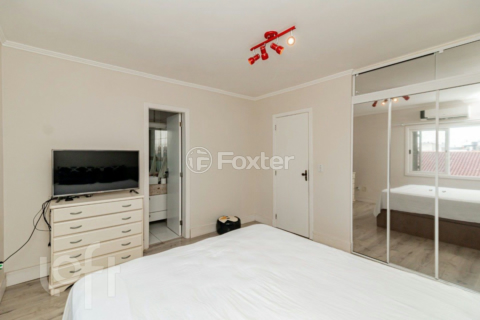 Image 30 - 955966