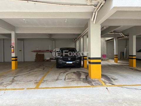 Image 29 - 956033