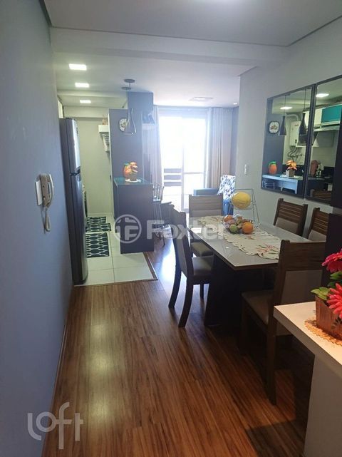 Image 37 - 956073