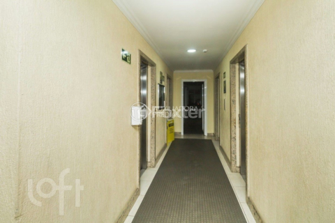 Image 32 - 956274