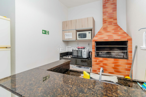 Image 31 - 956317