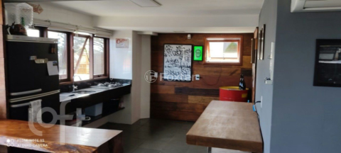 Image 37 - 956369