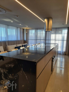 Image 32 - 956413