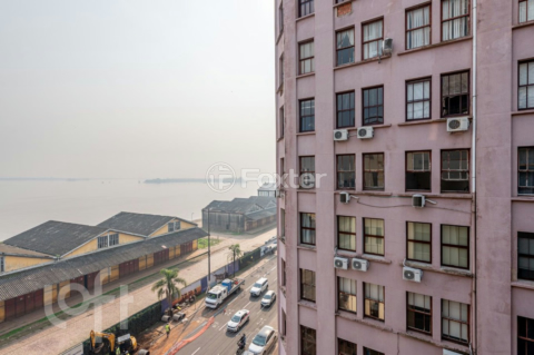 Image 21 - 956494