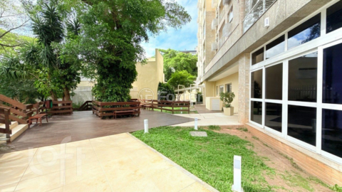 Image 35 - 956616
