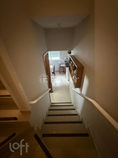 Image 28 - 956660