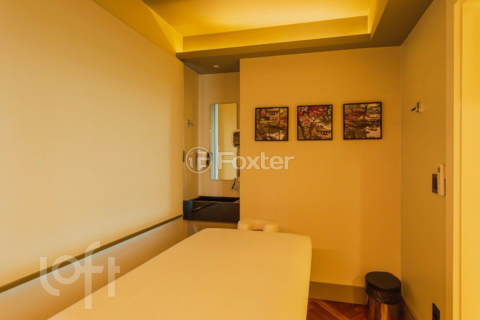 Image 32 - 956863