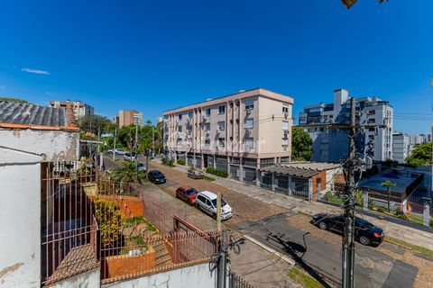 Image 32 - 956972