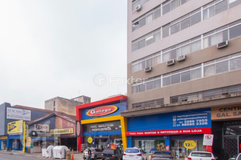 Image 26 - 957002