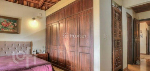 Image 31 - 957005
