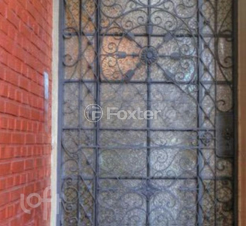 Image 32 - 957005
