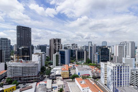 Image 21 - 957344