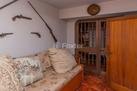 Image 34 - 957449