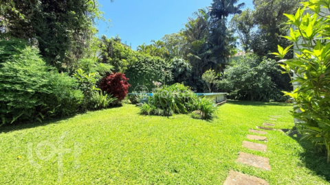 Image 41 - 957632