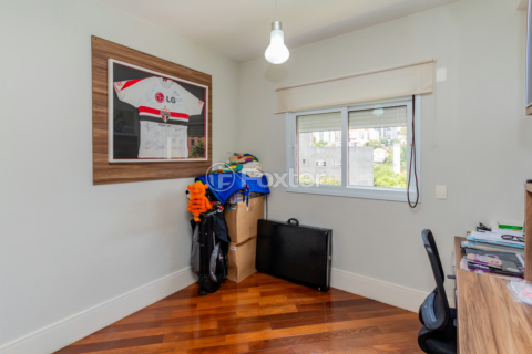 Image 37 - 957744
