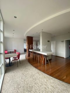 Image 21 - 957816