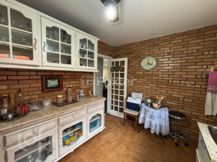 Image 22 - 957862