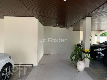 Image 30 - 957873