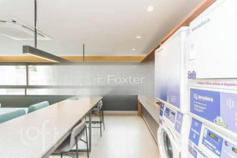 Image 39 - 957999