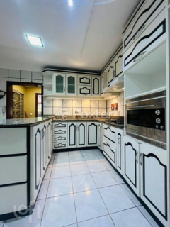 Image 22 - 958054