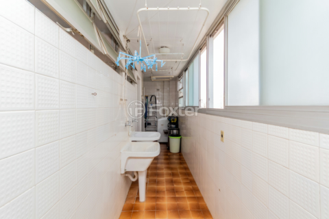 Image 35 - 958163