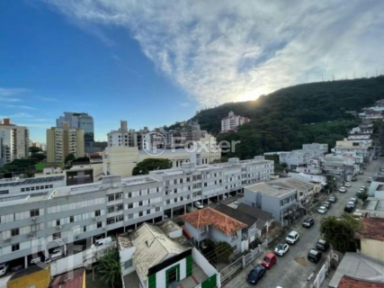 Image 23 - 958346
