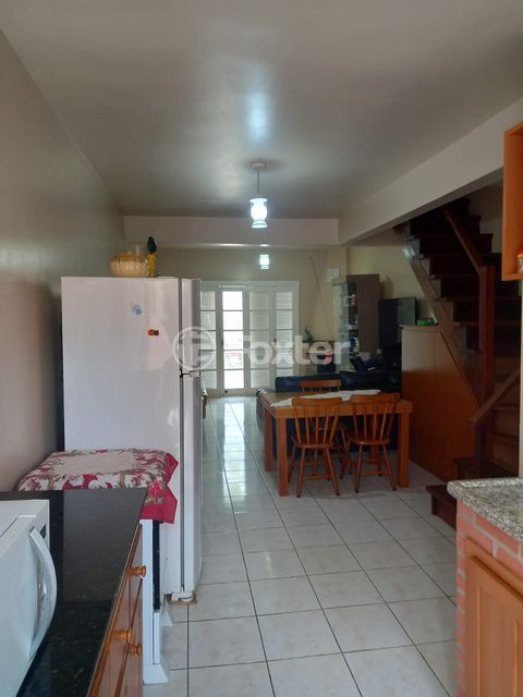 Image 24 - 958357