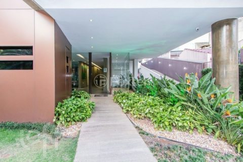 Image 38 - 958456