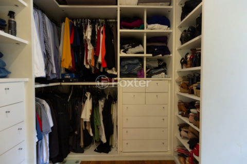 Image 42 - 958502
