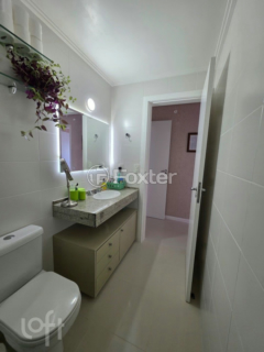 Image 31 - 958815
