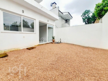 Image 32 - 958856
