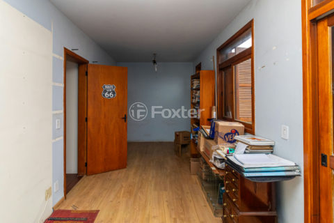 Image 42 - 958918
