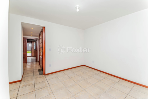 Image 22 - 959200