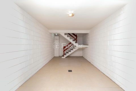 Image 61 - 959200
