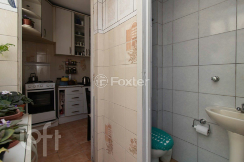 Image 25 - 959230