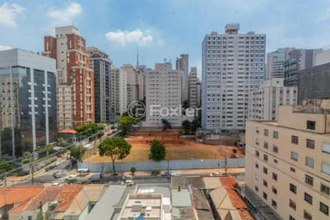 Image 24 - 959474