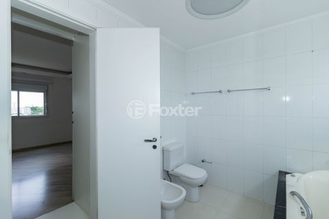Image 32 - 959510