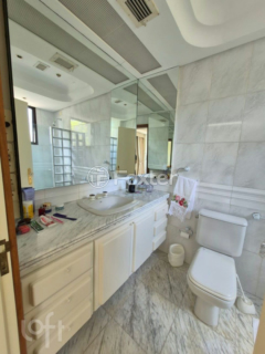 Image 36 - 959525
