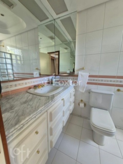 Image 41 - 959525