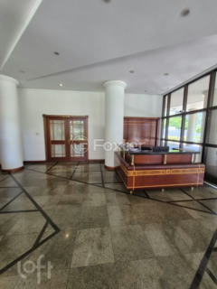 Image 35 - 959525