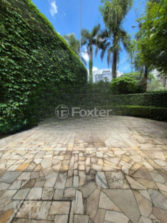 Image 32 - 959525