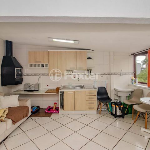 Image 21 - 959559