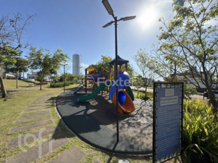 Image 34 - 960056